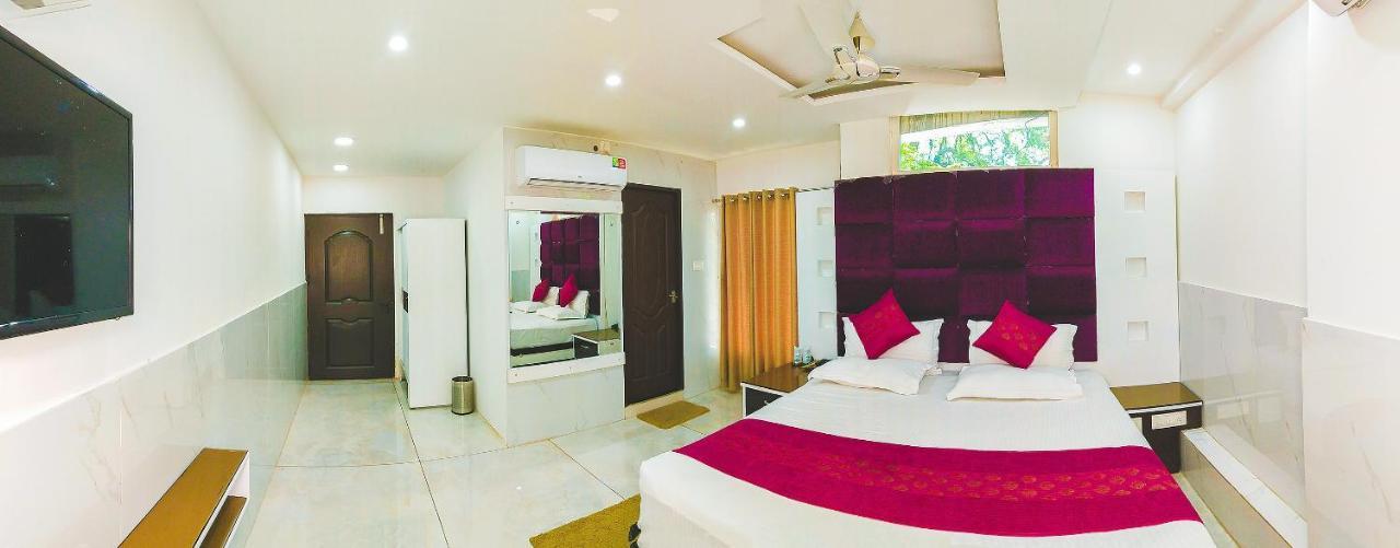 Hotel Sahil Palace Rupnagar  Екстериор снимка