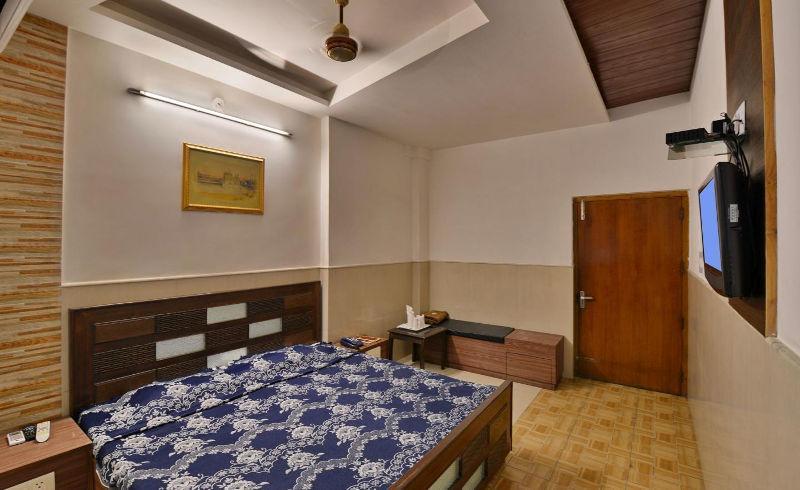 Hotel Sahil Palace Rupnagar  Екстериор снимка